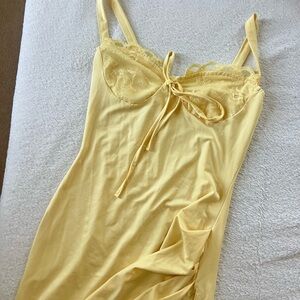 Elegant Yellow Lace Trim Chemise